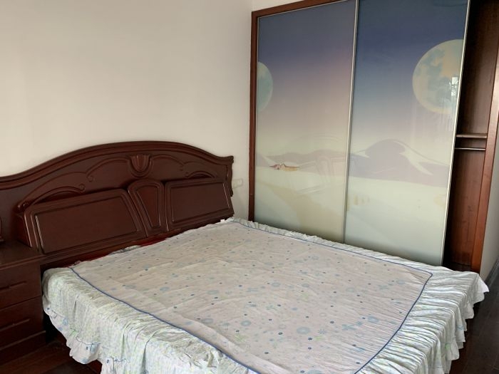 城港花苑西区 3室2厅1卫 144m&sup2;
