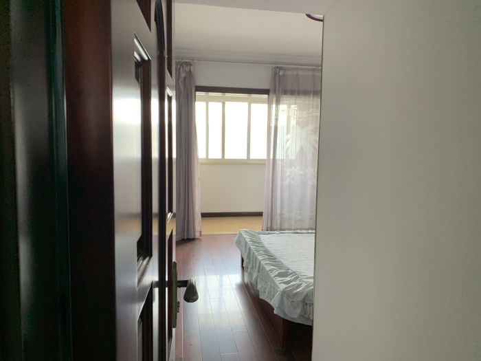 城港花苑西区 3室2厅1卫 144m&sup2;