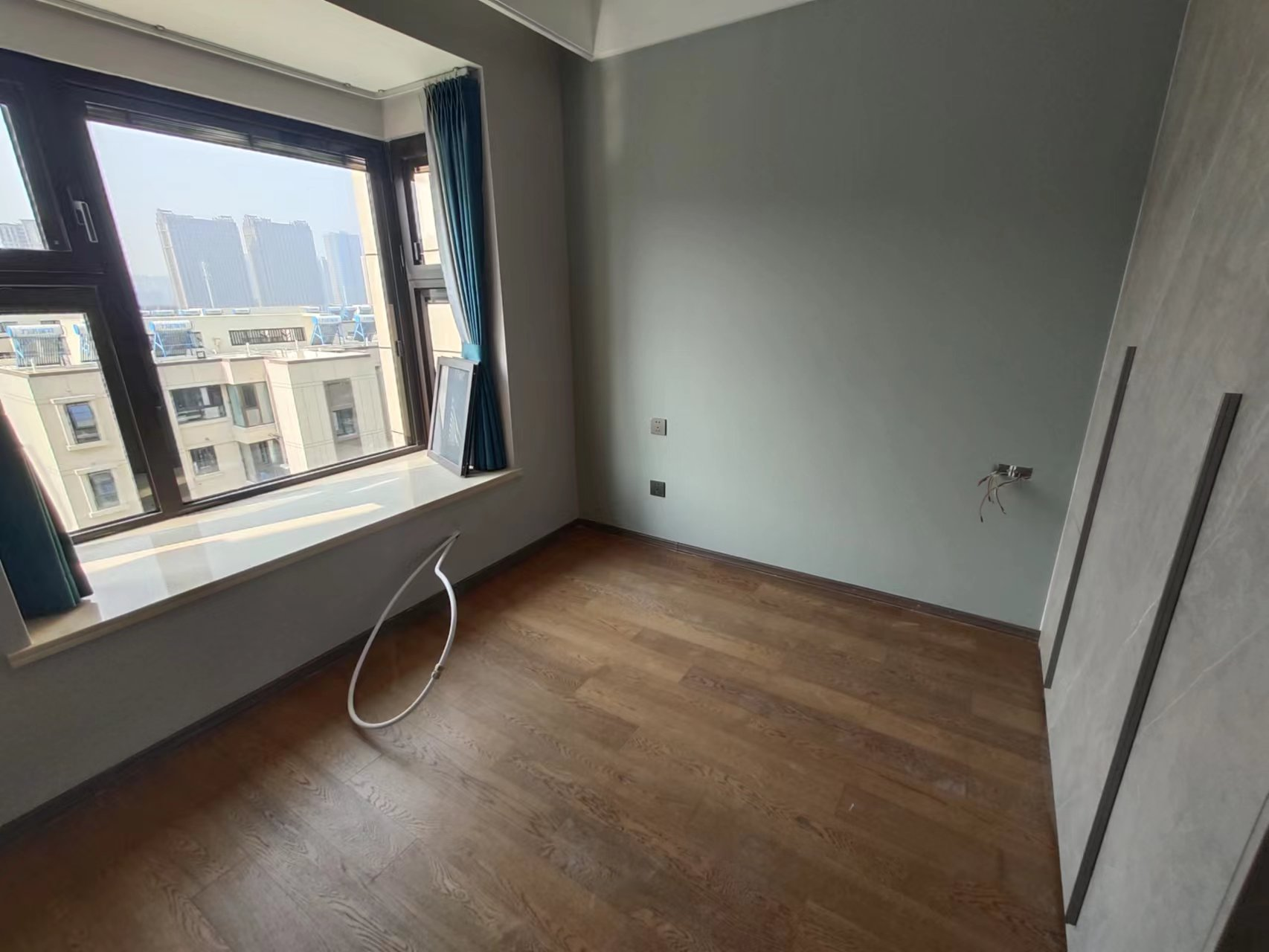春风南岸东园 4室2厅2卫 122m&sup2;