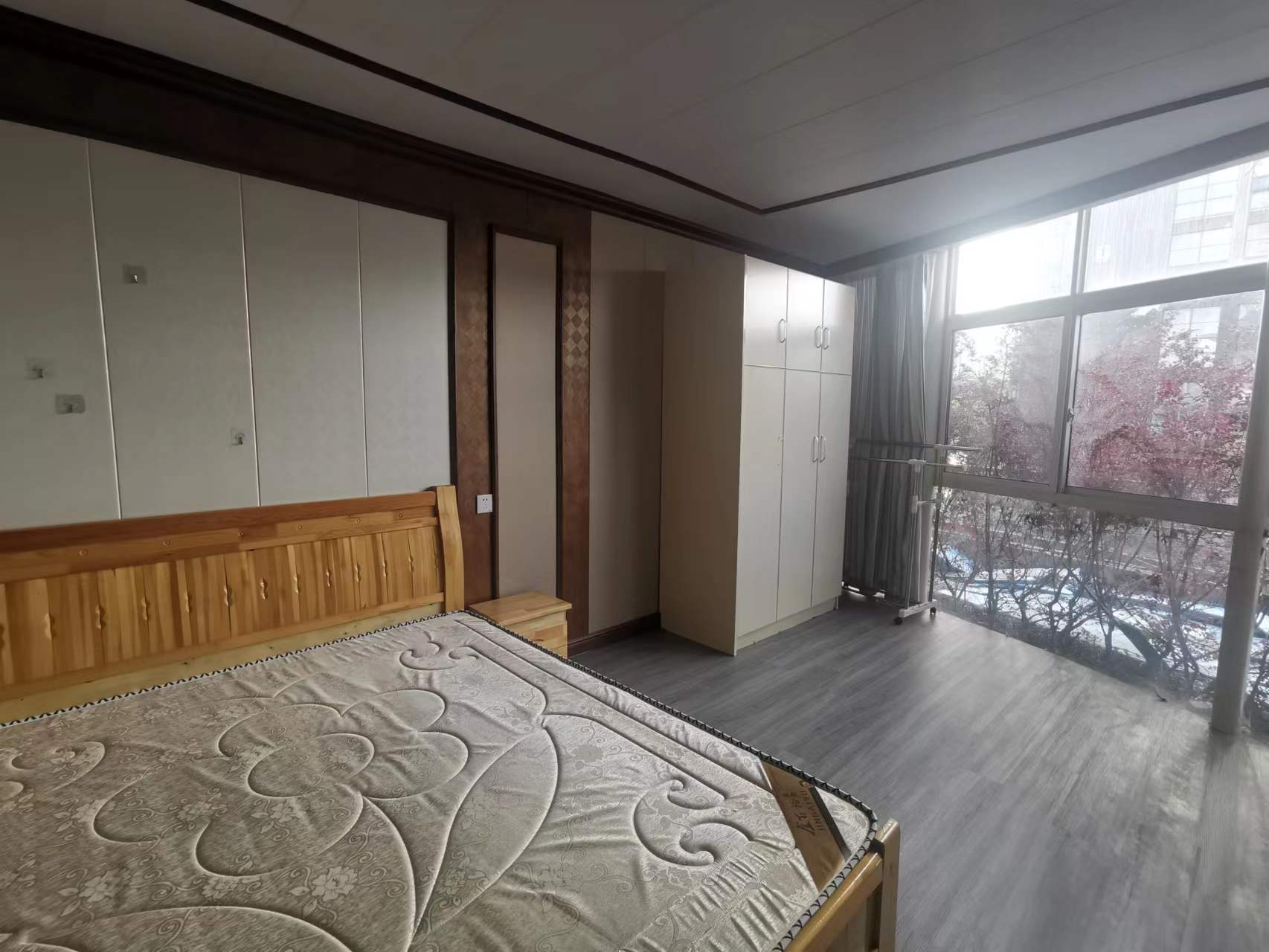 中房海梦城 1室1厅1卫 40m&sup2;