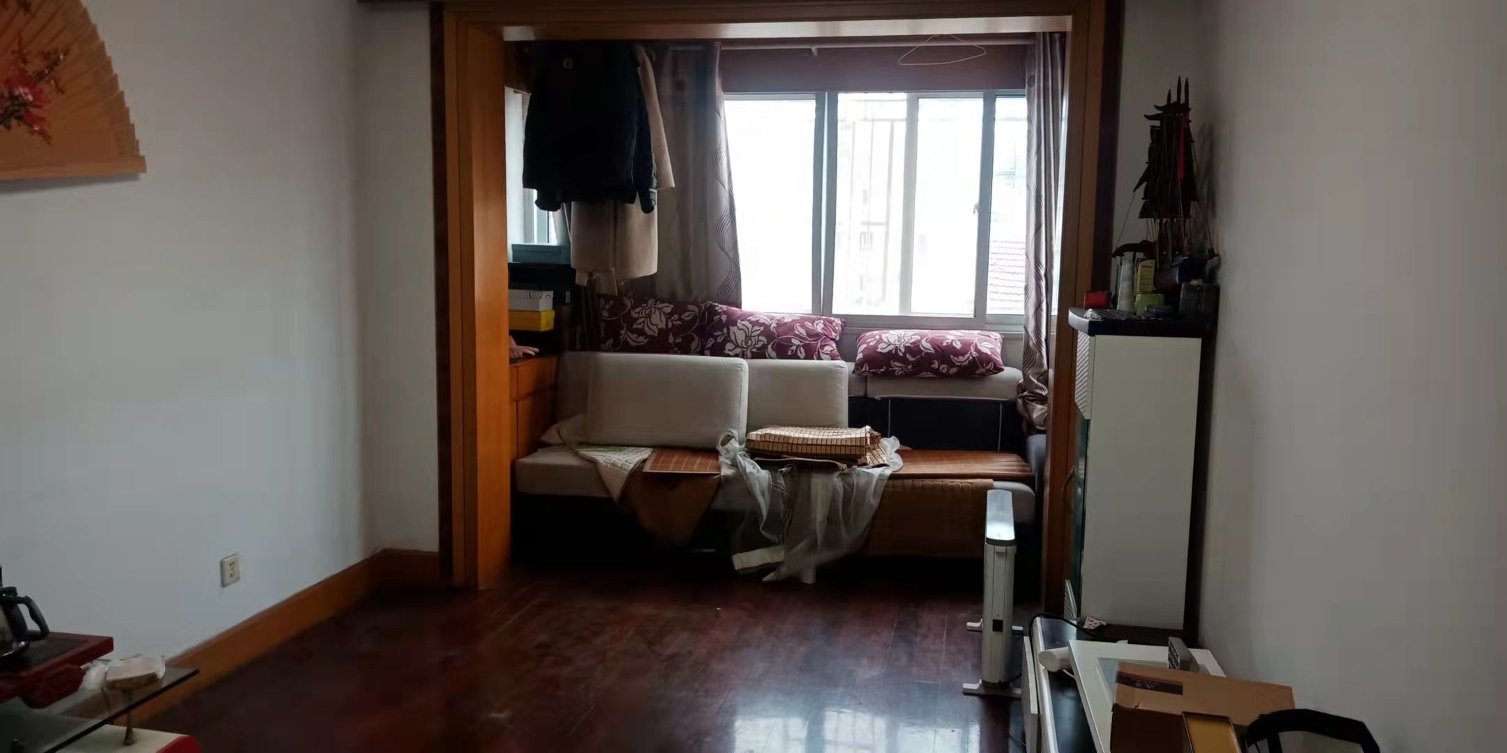 北园新村 4室2厅2卫 155.00m&sup2;