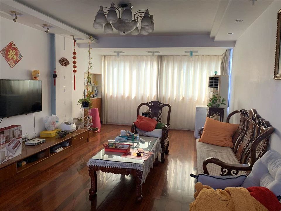 学田北苑 5室2厅3卫 220.00m&sup2;