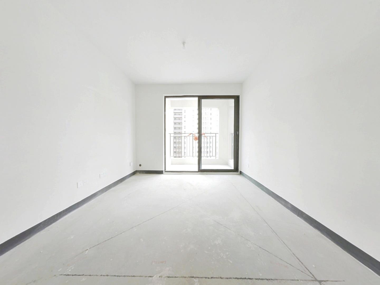 绿地新里城 3室2厅1卫 90m²