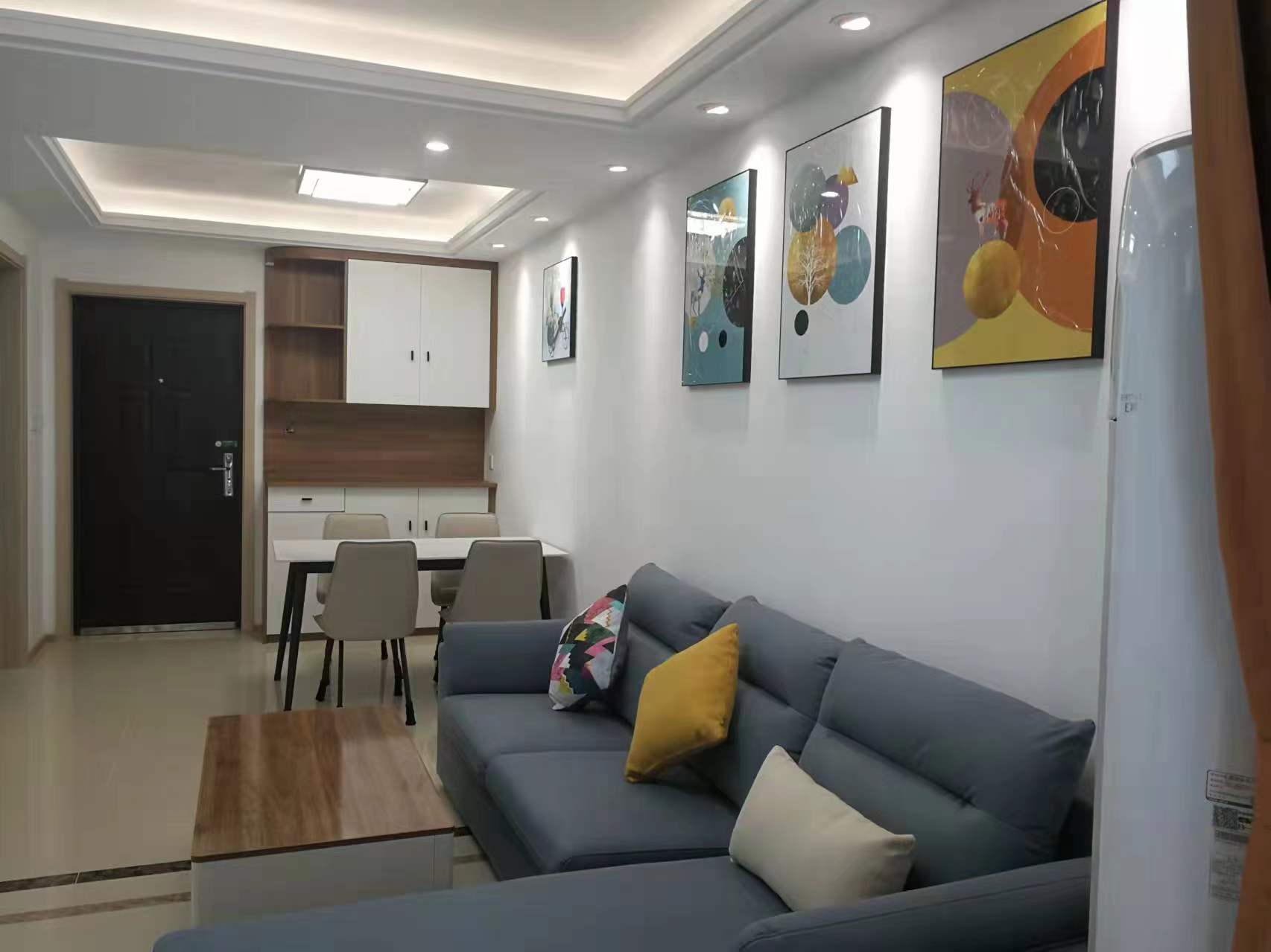 云樾东方 3室2厅1卫 96m&sup2;