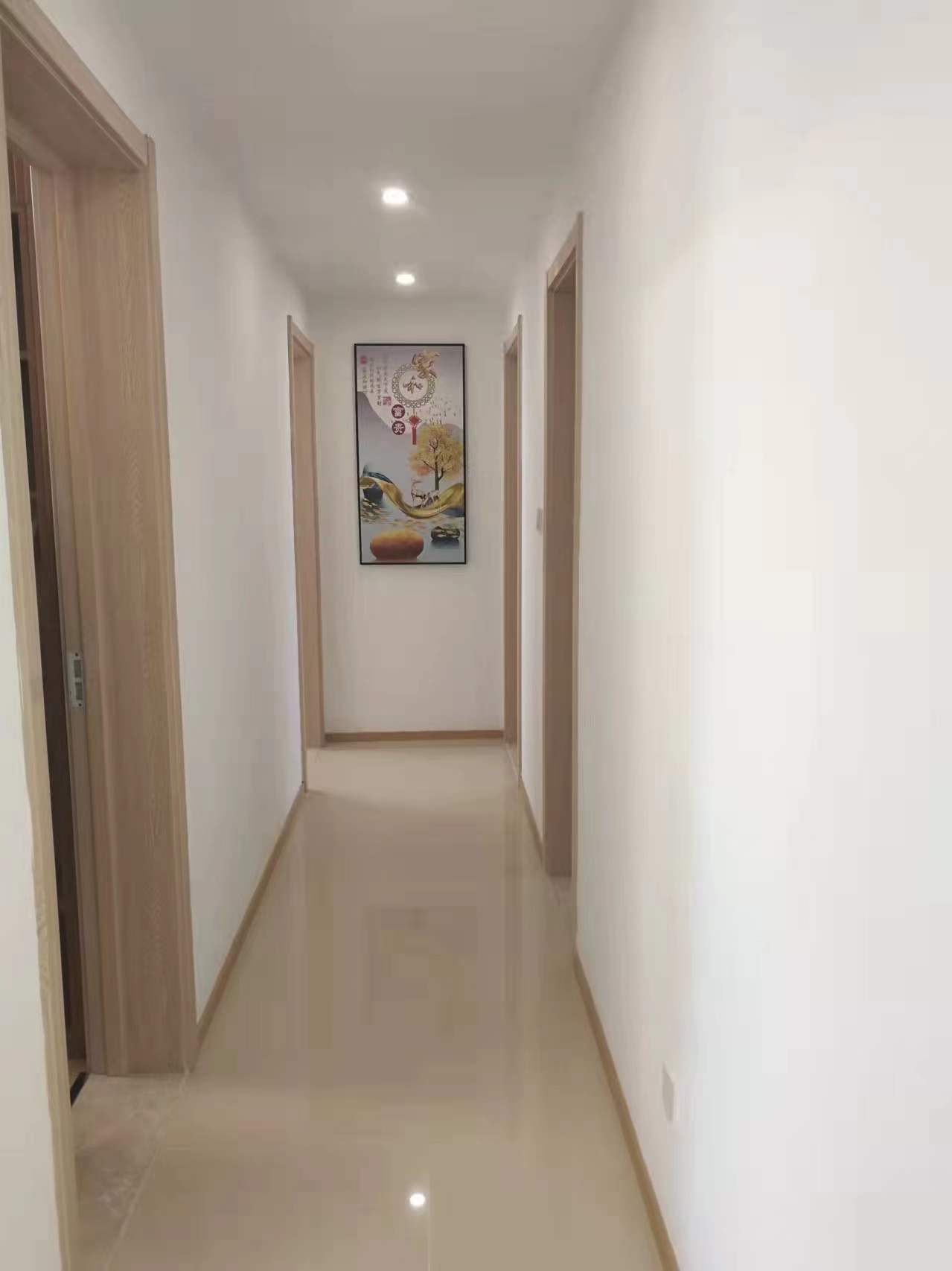 云樾东方 3室2厅1卫 96m&sup2;