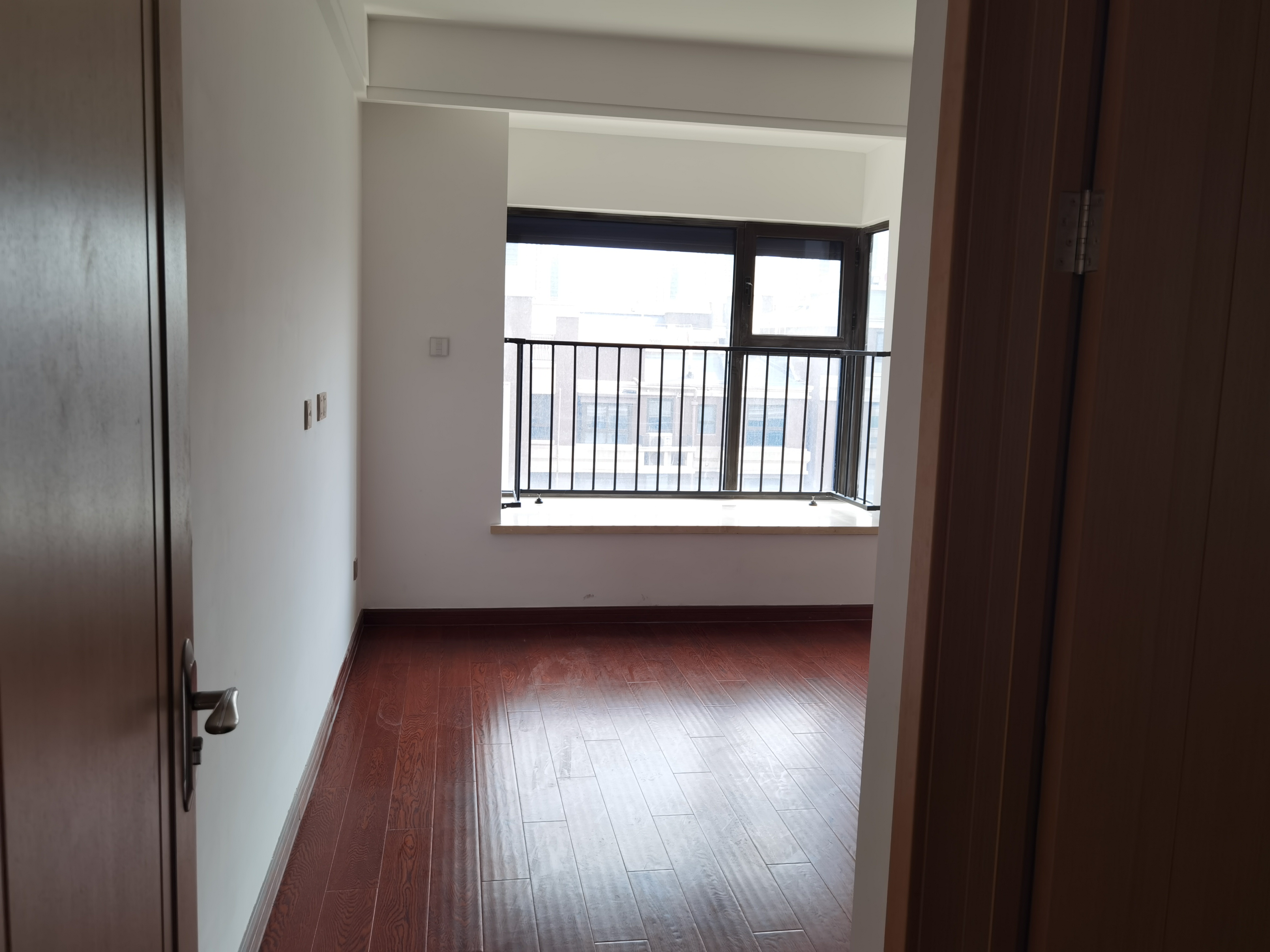 林肯公园 3室2厅2卫 122m&sup2;