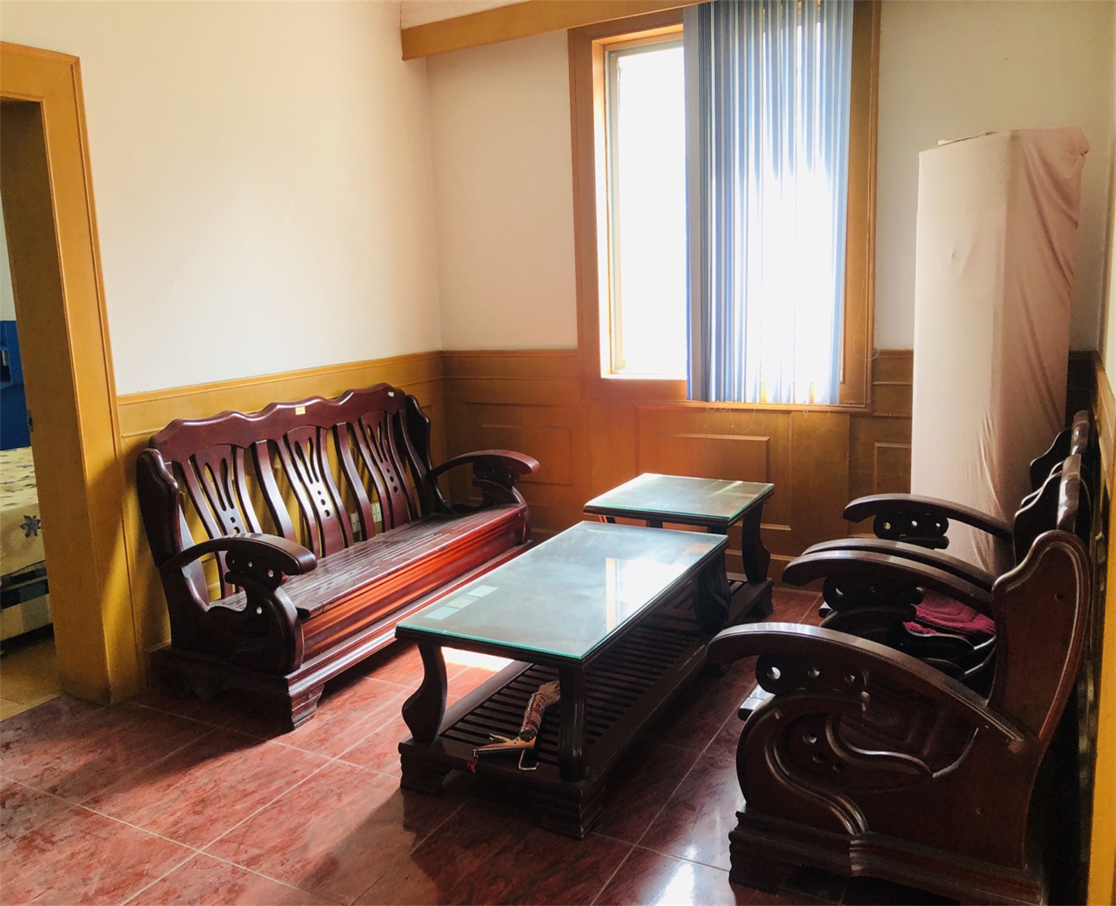 文峰路17号 3室1厅1卫 83.5m²