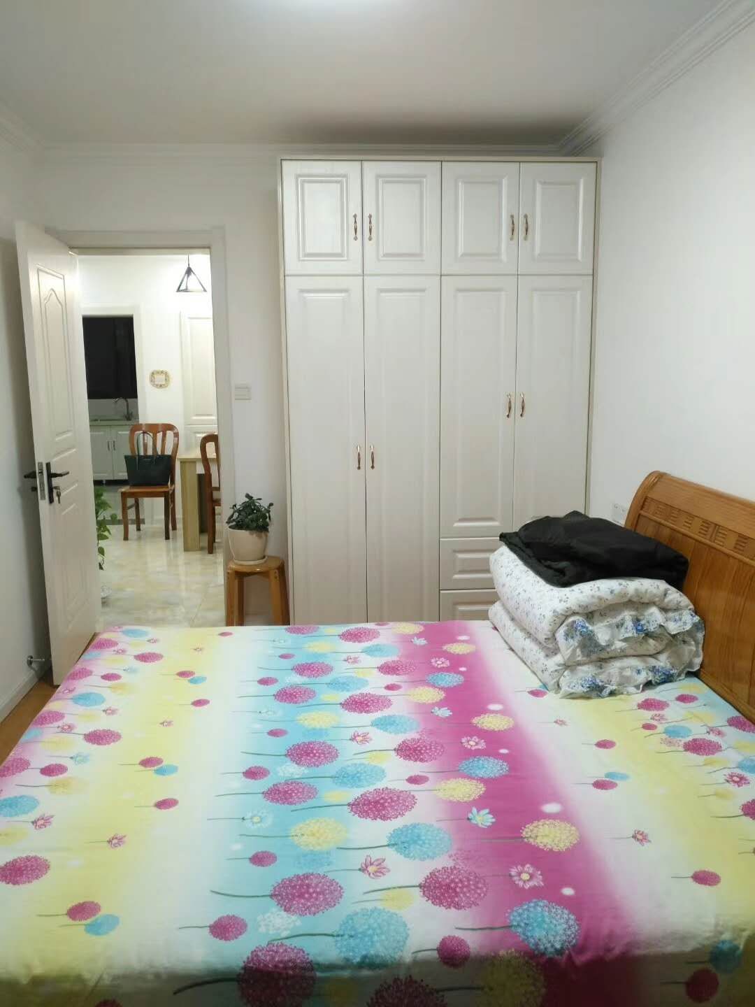 鸿运城市花苑 1室厅卫 50m&sup2;