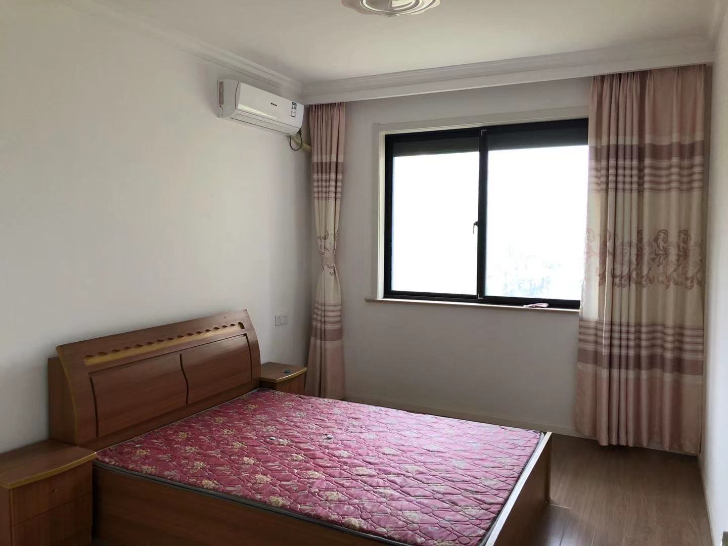 紫东南苑 2室1厅1卫 95m&sup2;