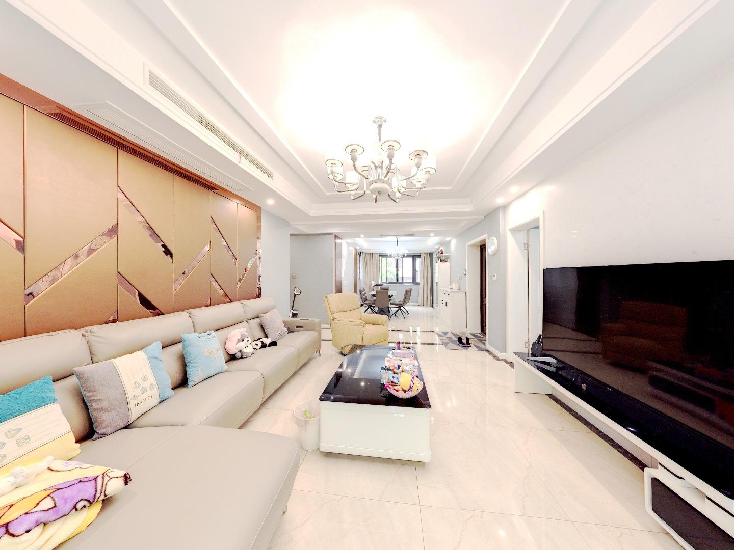 中港城世家 4室2厅2卫 172.26m&sup2;