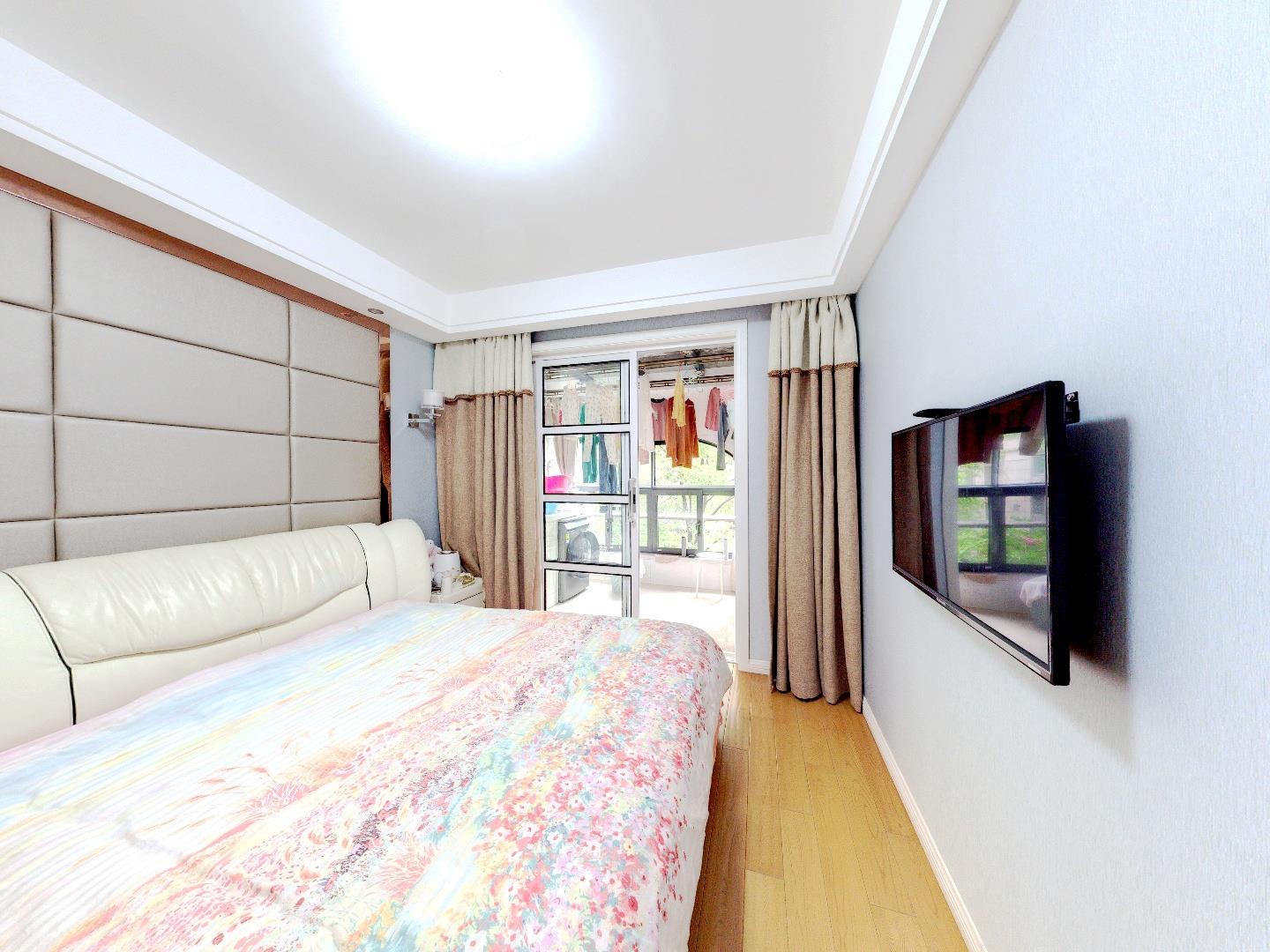 中港城世家 4室2厅2卫 172.26m&sup2;
