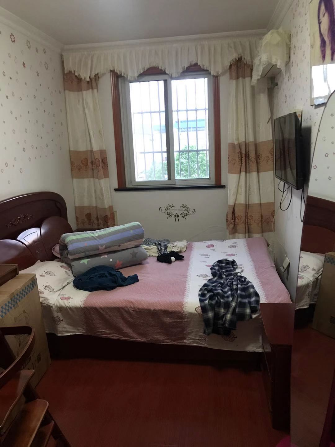 虹桥新苑 2室1厅1卫 70m&sup2;