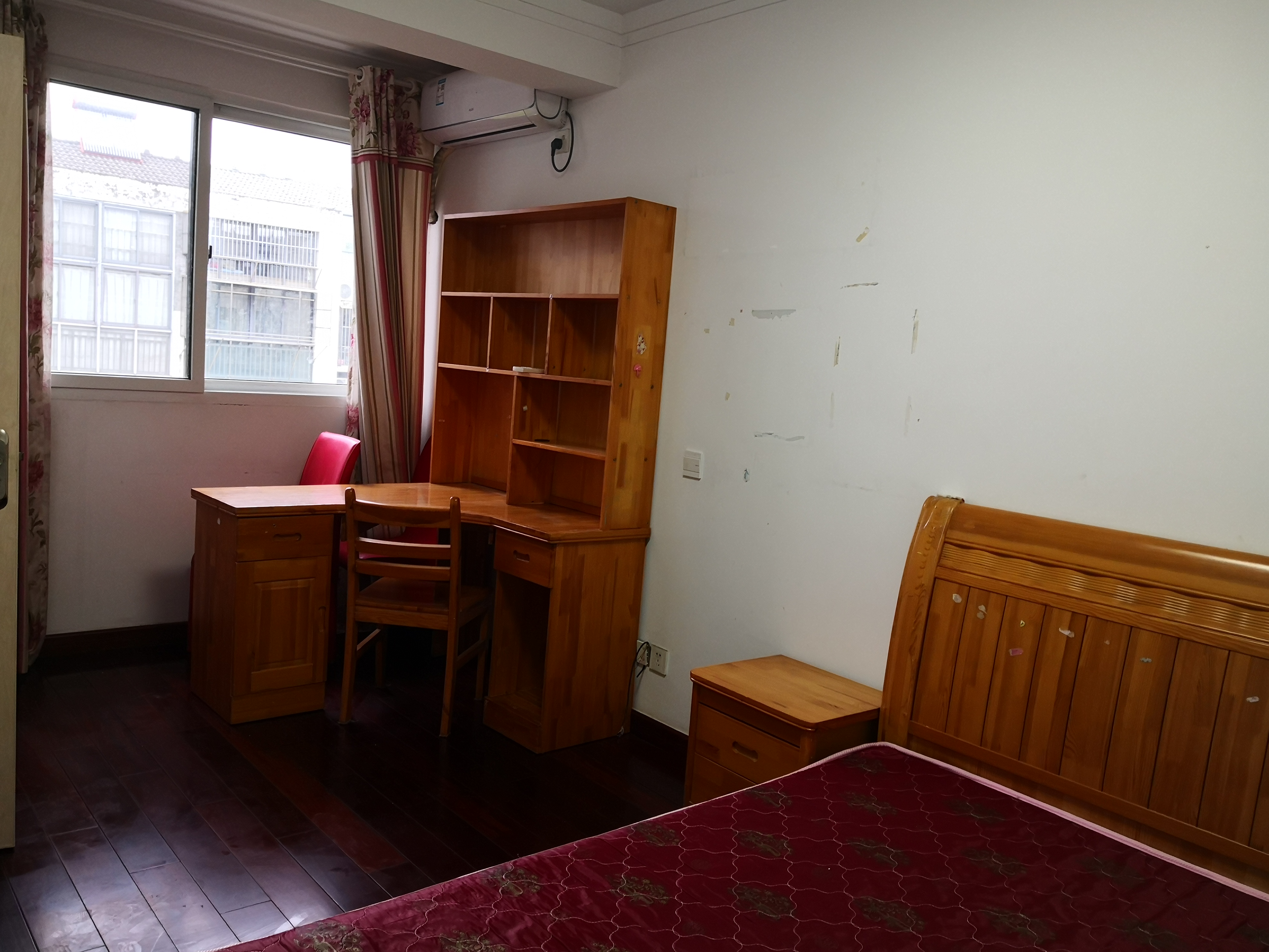 尚德城邦 4室2厅2卫 150m&sup2;