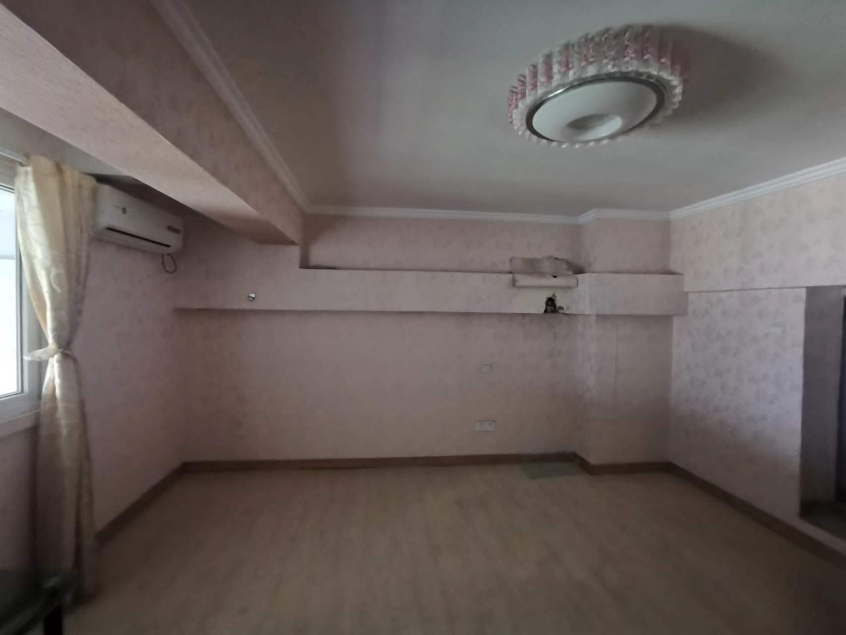 金海岸国际广场 2室2厅1卫 108m&sup2;