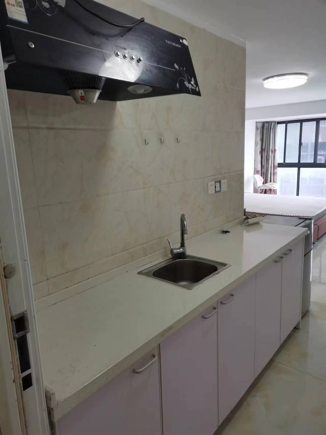 金贸公寓 2室1厅1卫 75m&sup2;
