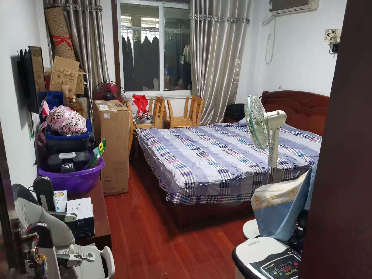 锦安花园一期 3室2厅1卫 145m&sup2;