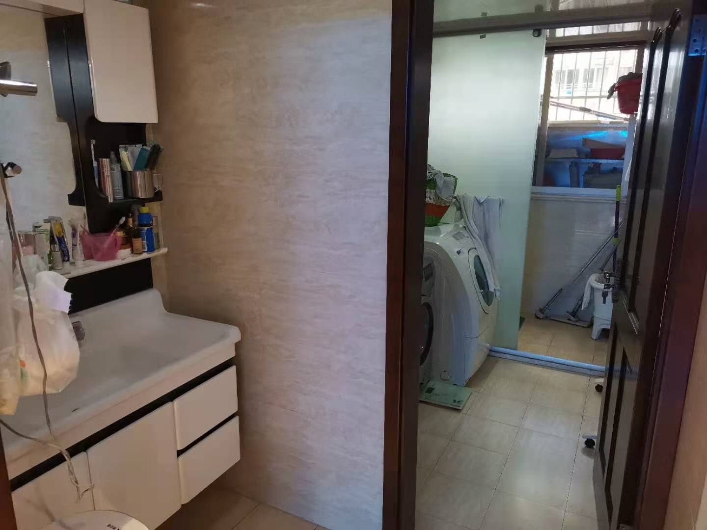 锦安花园一期 3室2厅1卫 145m&sup2;