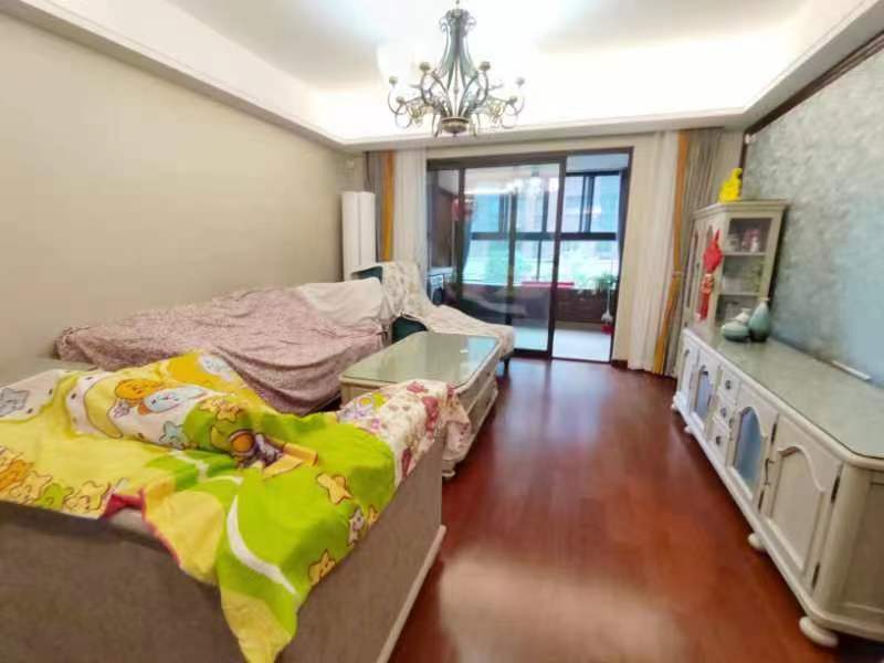 万科城市之光 3室2厅2卫 142m&sup2;