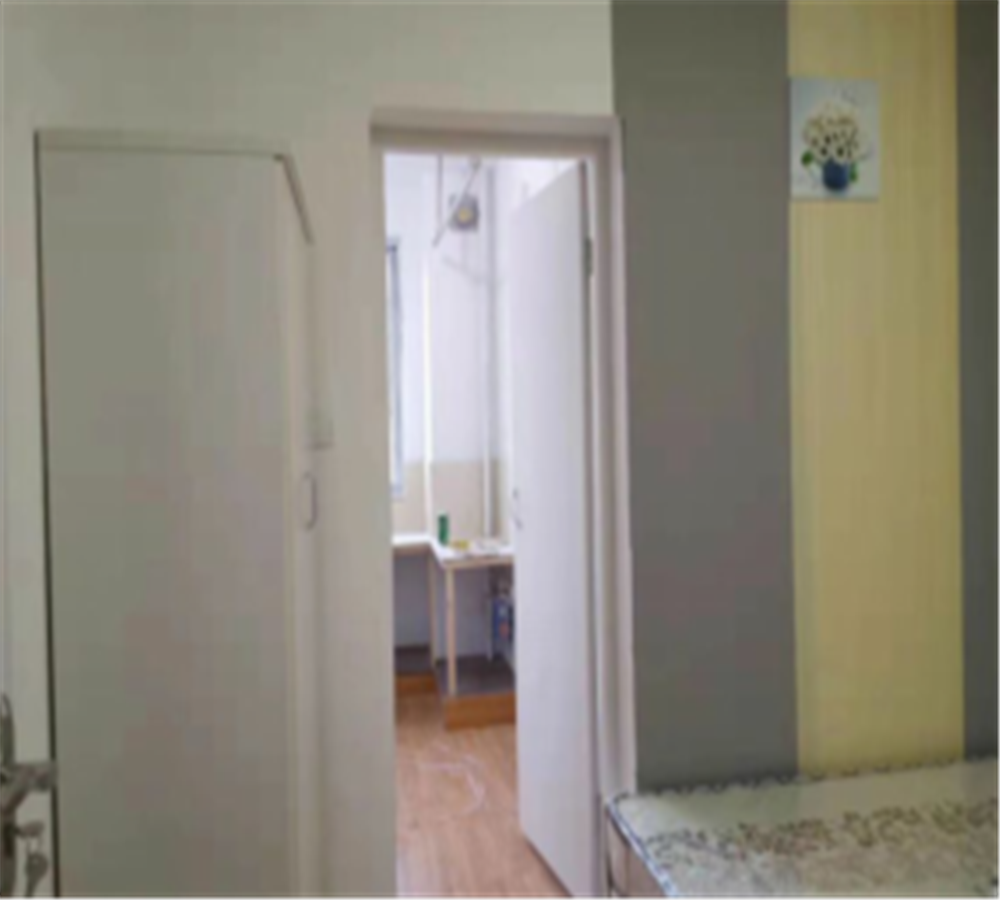 皇家花园北区 5室2厅1卫 120m²