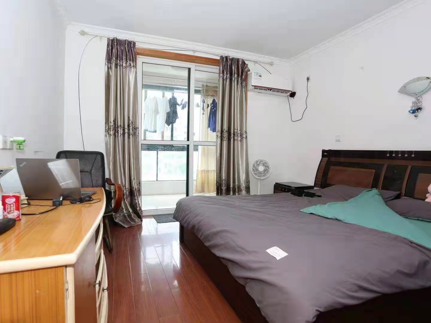 春天花园 1室1厅1卫 58m&sup2;