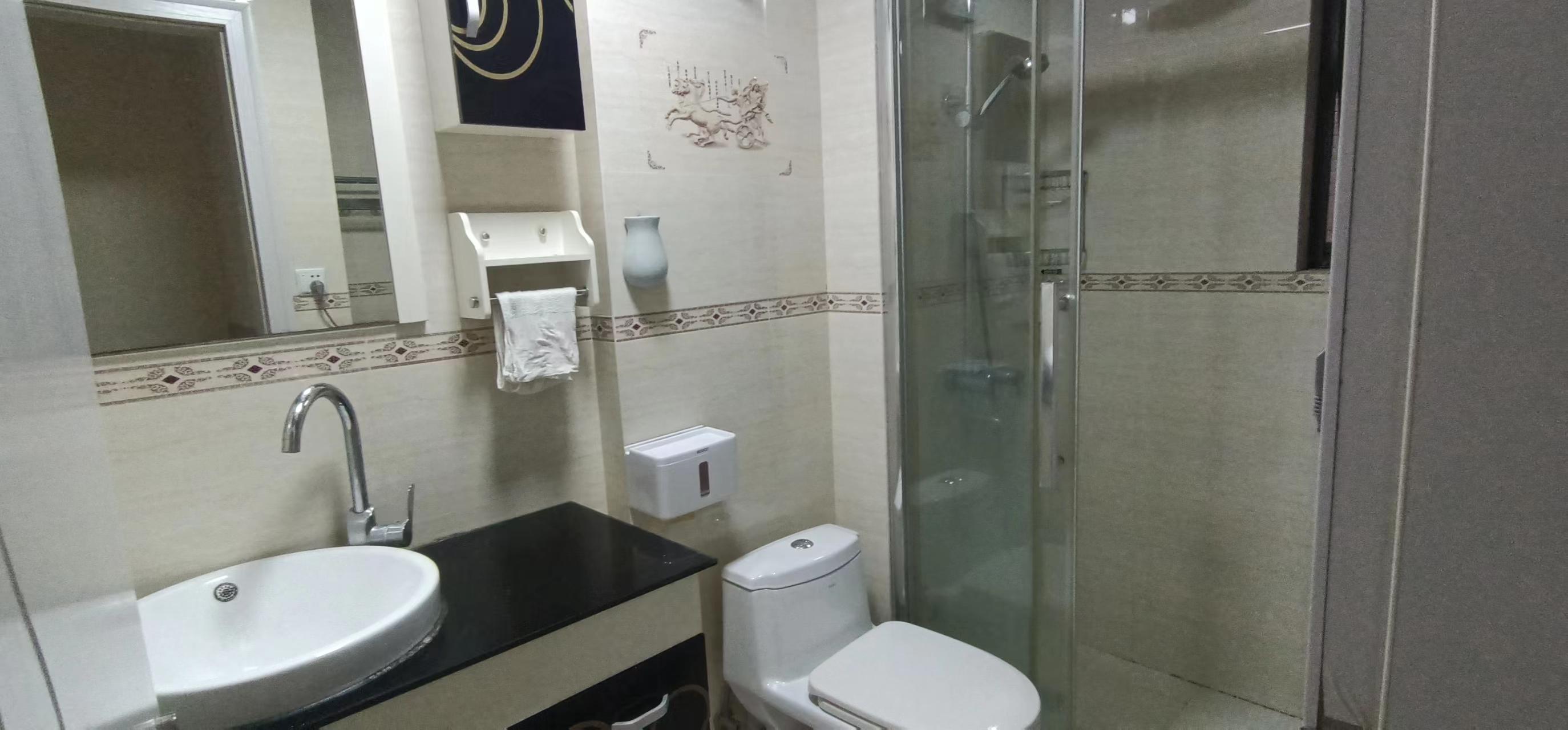 中港城 2室2厅1卫 89m&sup2;