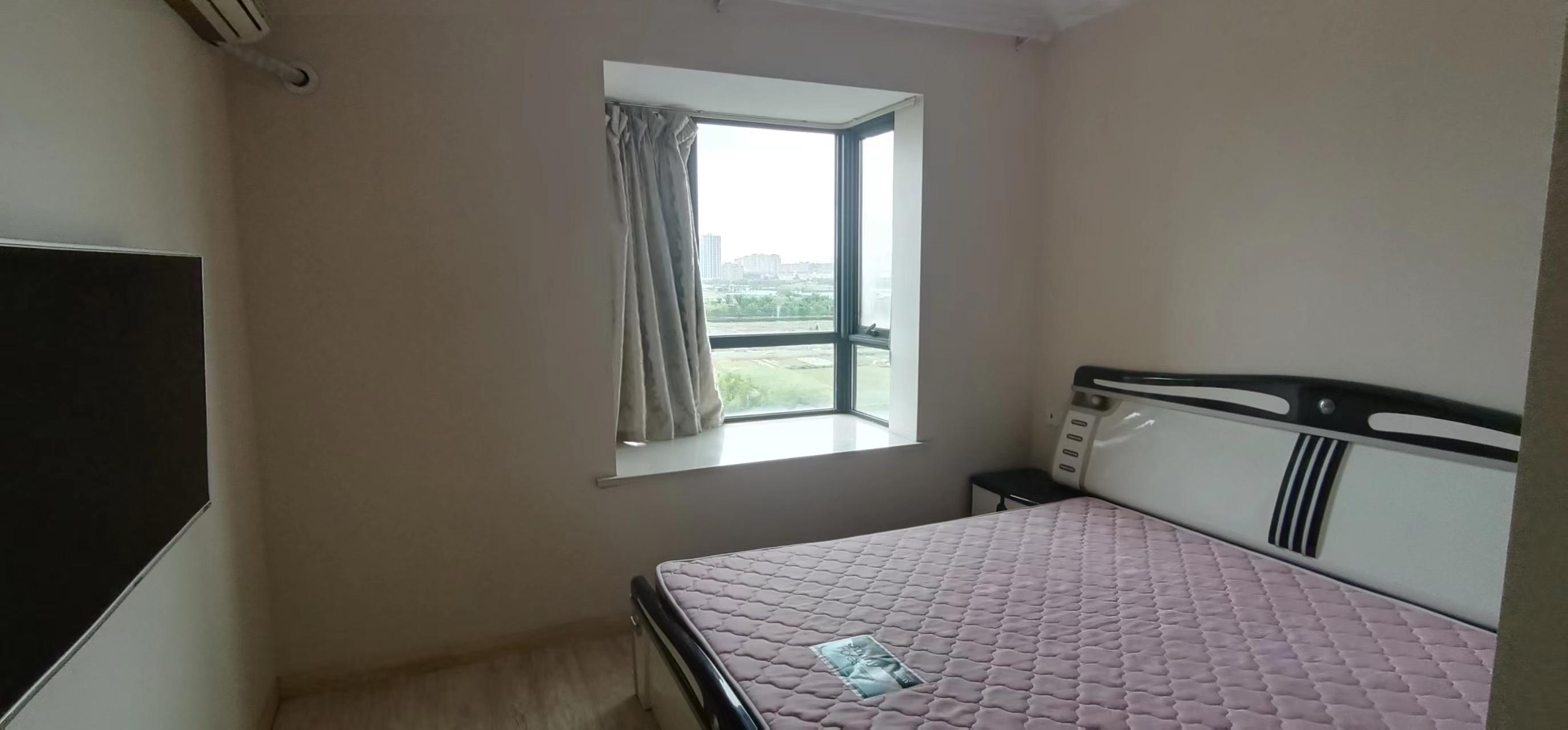 中港城 2室2厅1卫 89m&sup2;