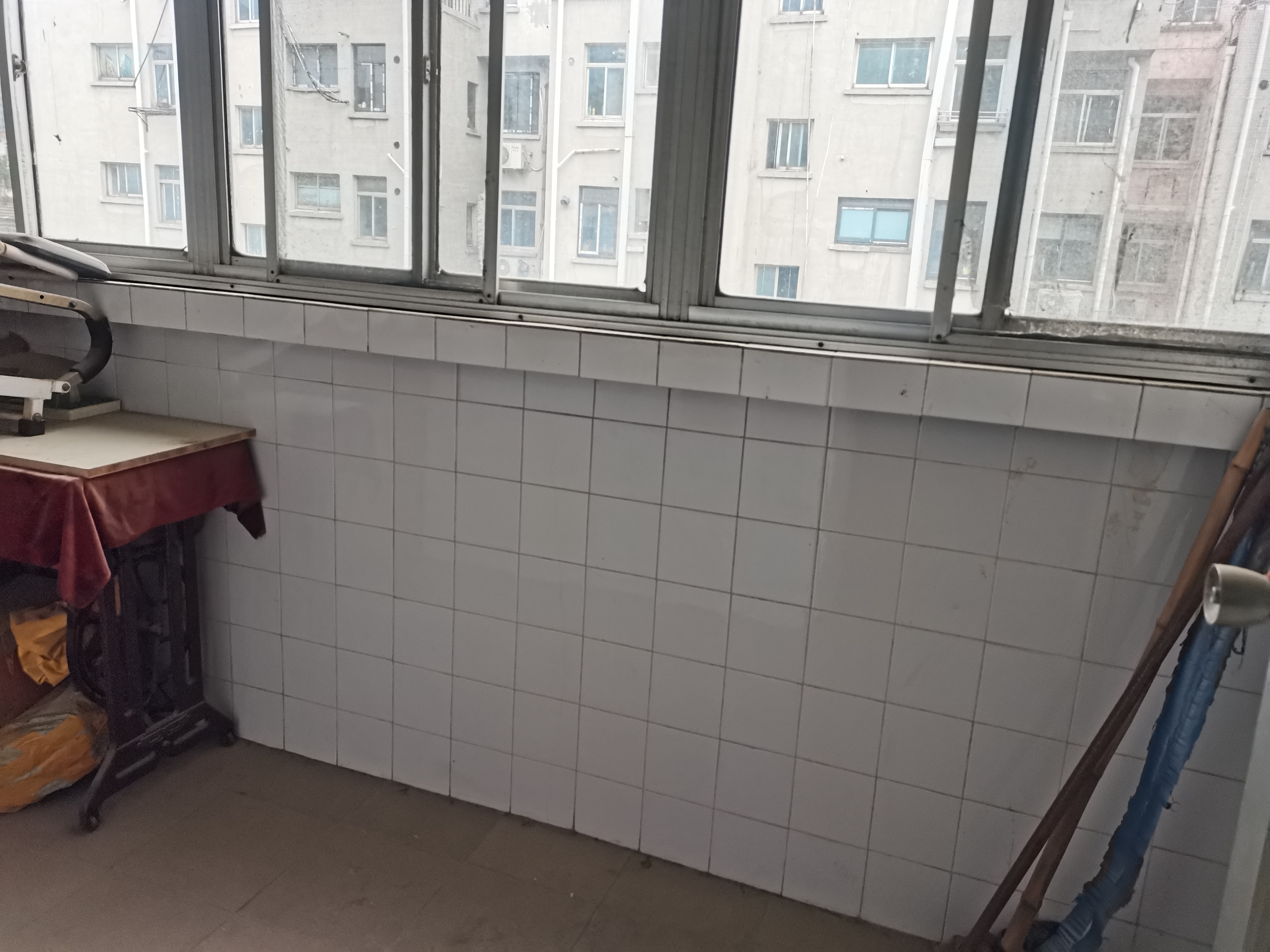 文峰新村 2室1厅1卫 70.30m&sup2;