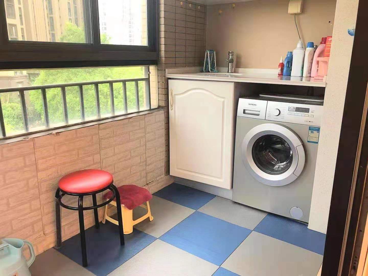 万科金域蓝湾 3室2厅1卫 94m&sup2;