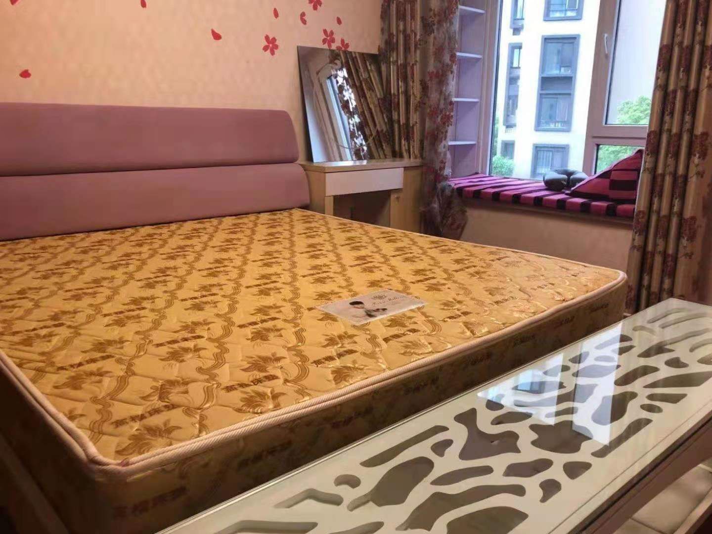 万科金域蓝湾 3室2厅1卫 94m&sup2;