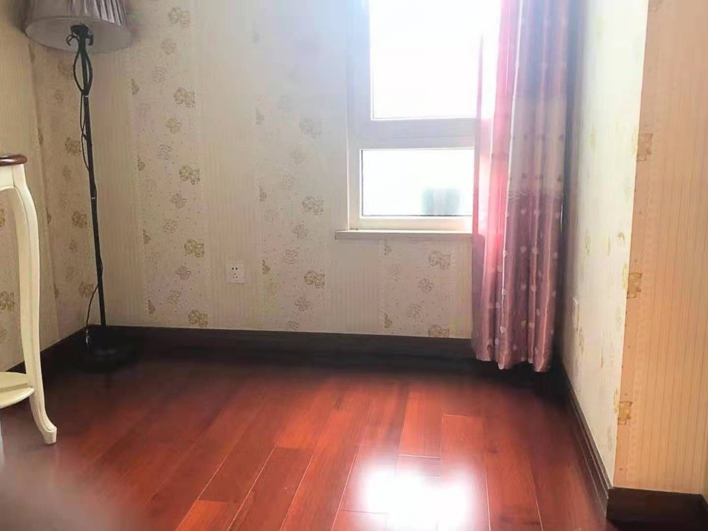 万科金域蓝湾 3室2厅1卫 94m&sup2;