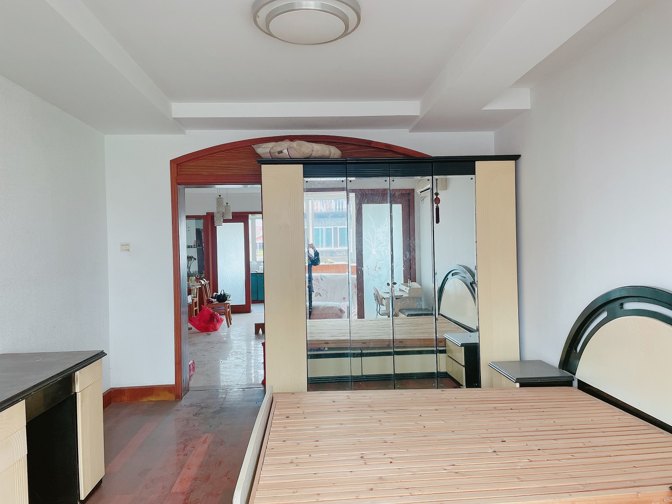 北郭东村南区 4室2厅2卫 184.00m&sup2;