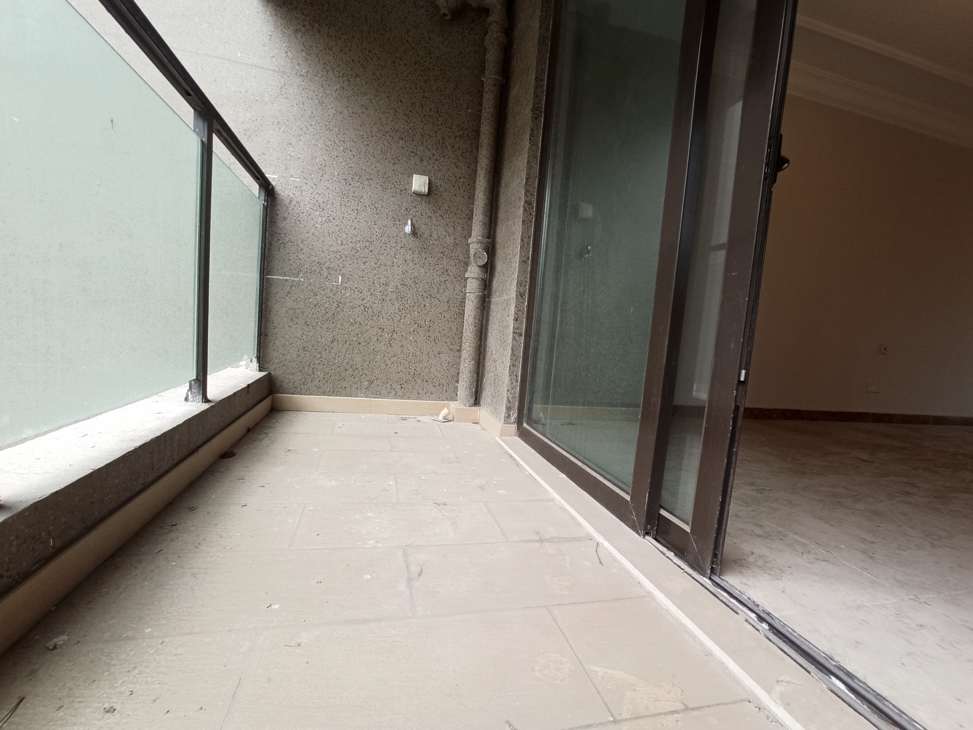 恒大悦珑湾 3室2厅2卫 122.58m&sup2;