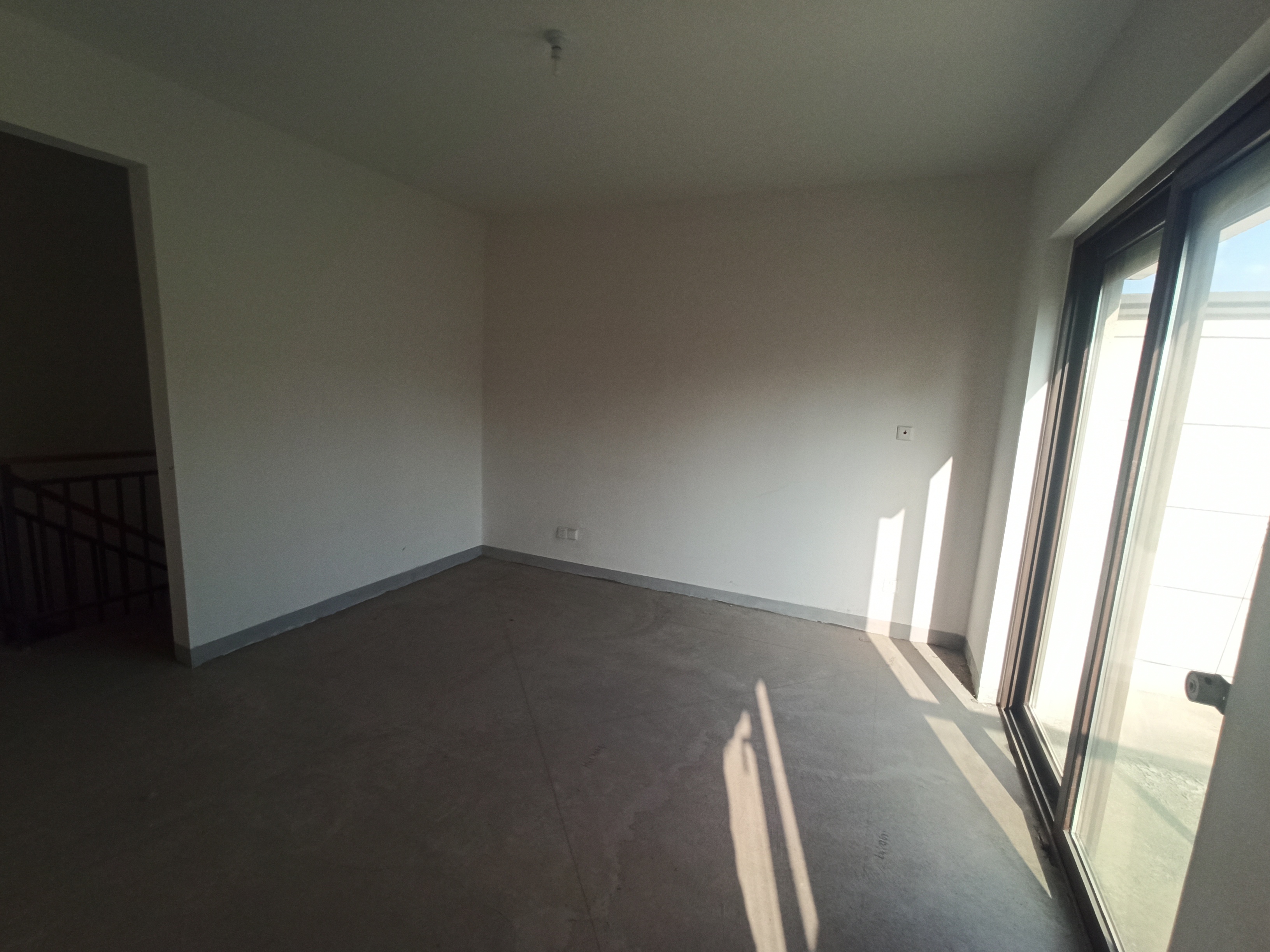 富力半岛花园 5室3厅2卫 220m&sup2;