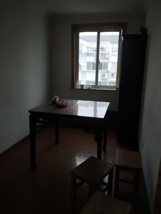 锦安花园 3室2厅2卫 140m&sup2;