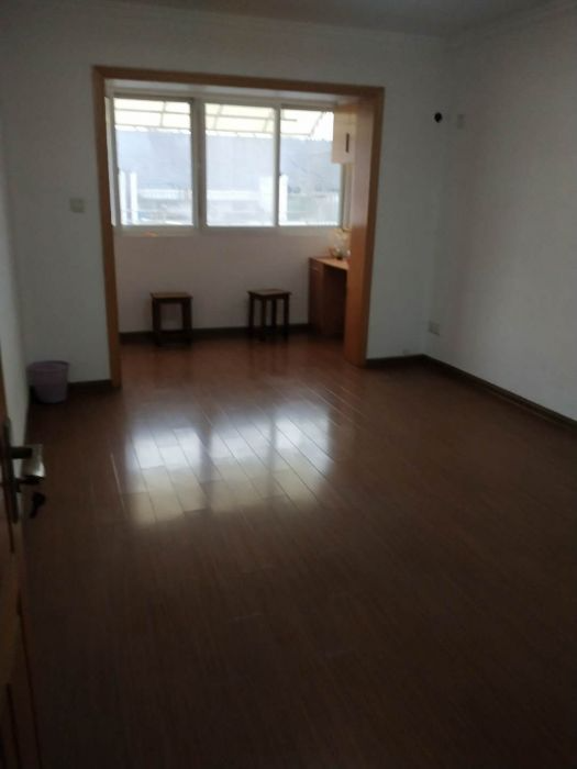锦安花园 3室2厅2卫 140m&sup2;