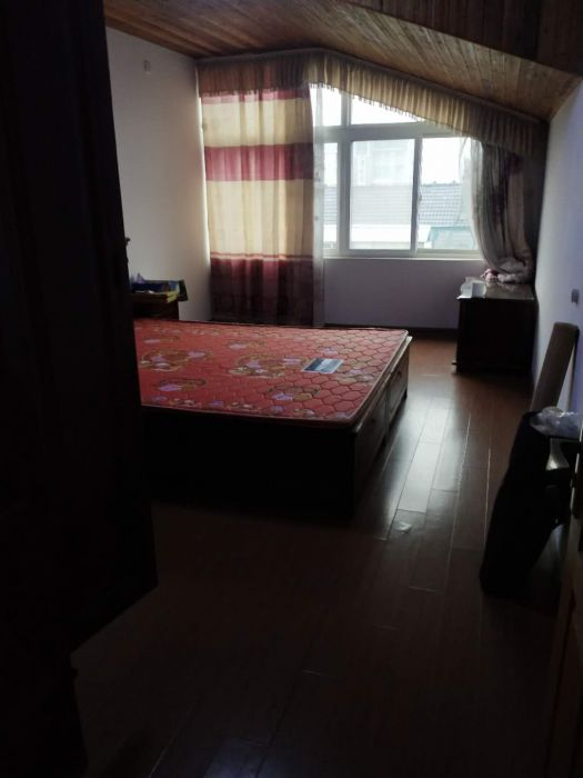 锦安花园 3室2厅2卫 140m&sup2;