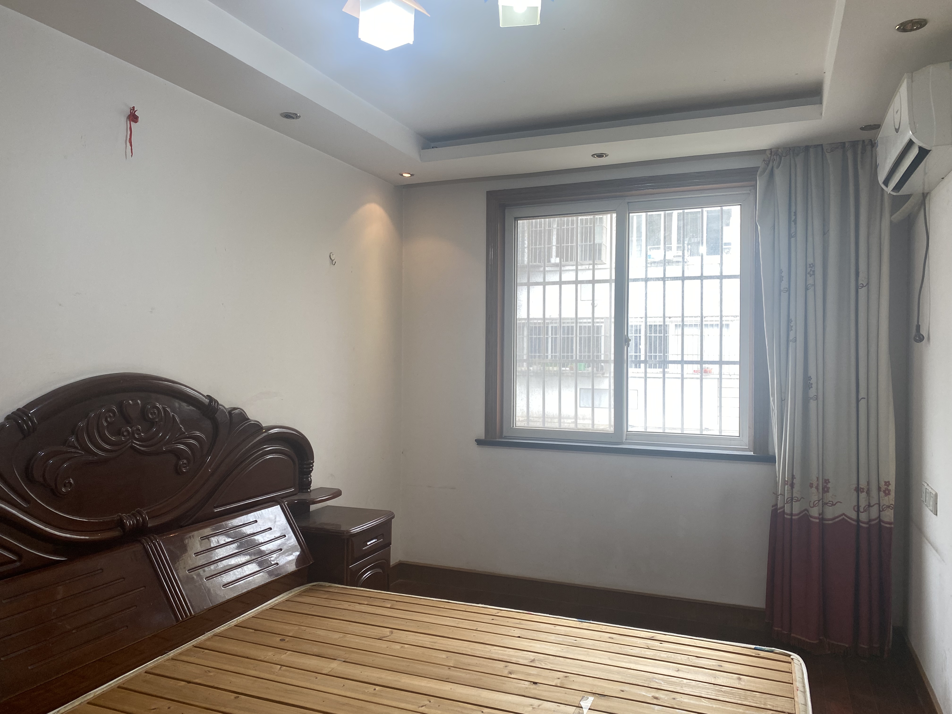 五山公寓 2室2厅1卫 106m&sup2;