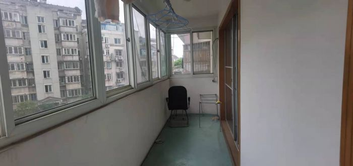 越江新村 3室2厅1卫 124.8m&sup2;