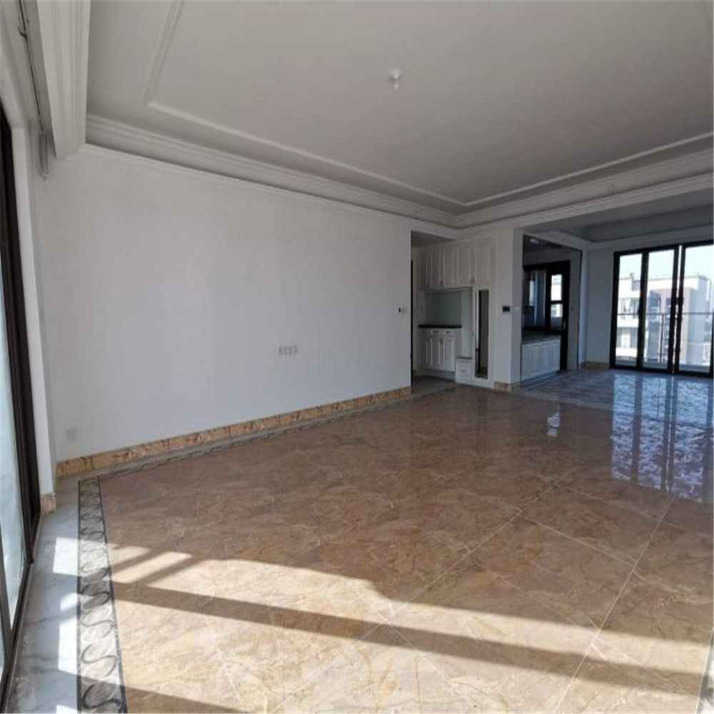 南通碧桂园翡翠华府 4室2厅2卫 266.00m&sup2;