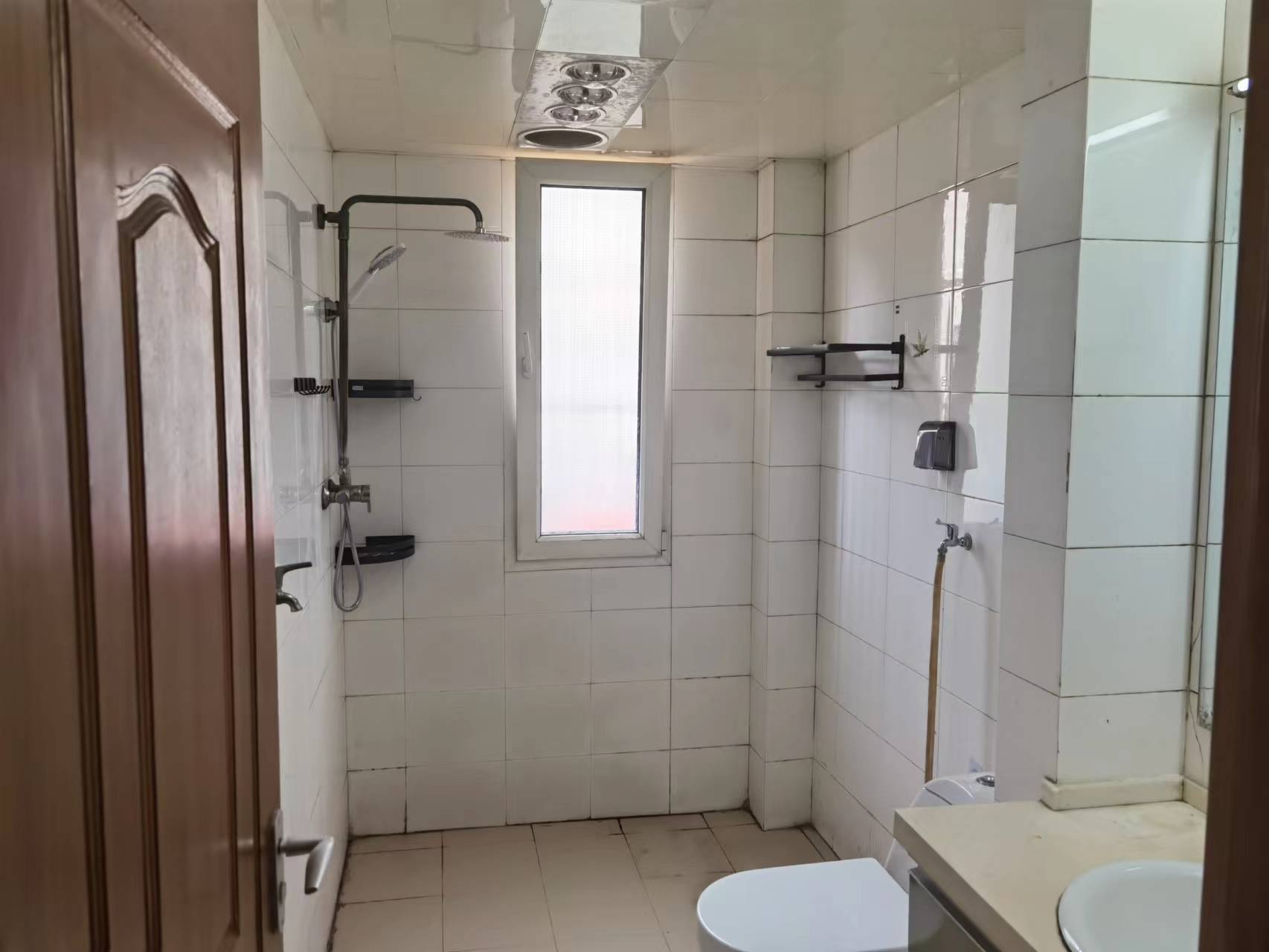 姚港路31号 3室1厅1卫 82m&sup2;
