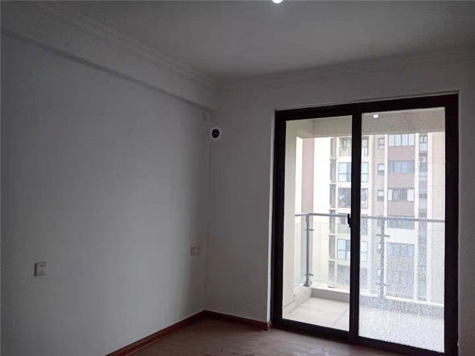 南通碧桂园翡翠华府 4室2厅2卫 143m&sup2;