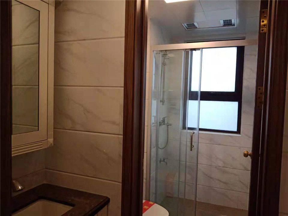 南通碧桂园翡翠华府 4室2厅2卫 143m&sup2;