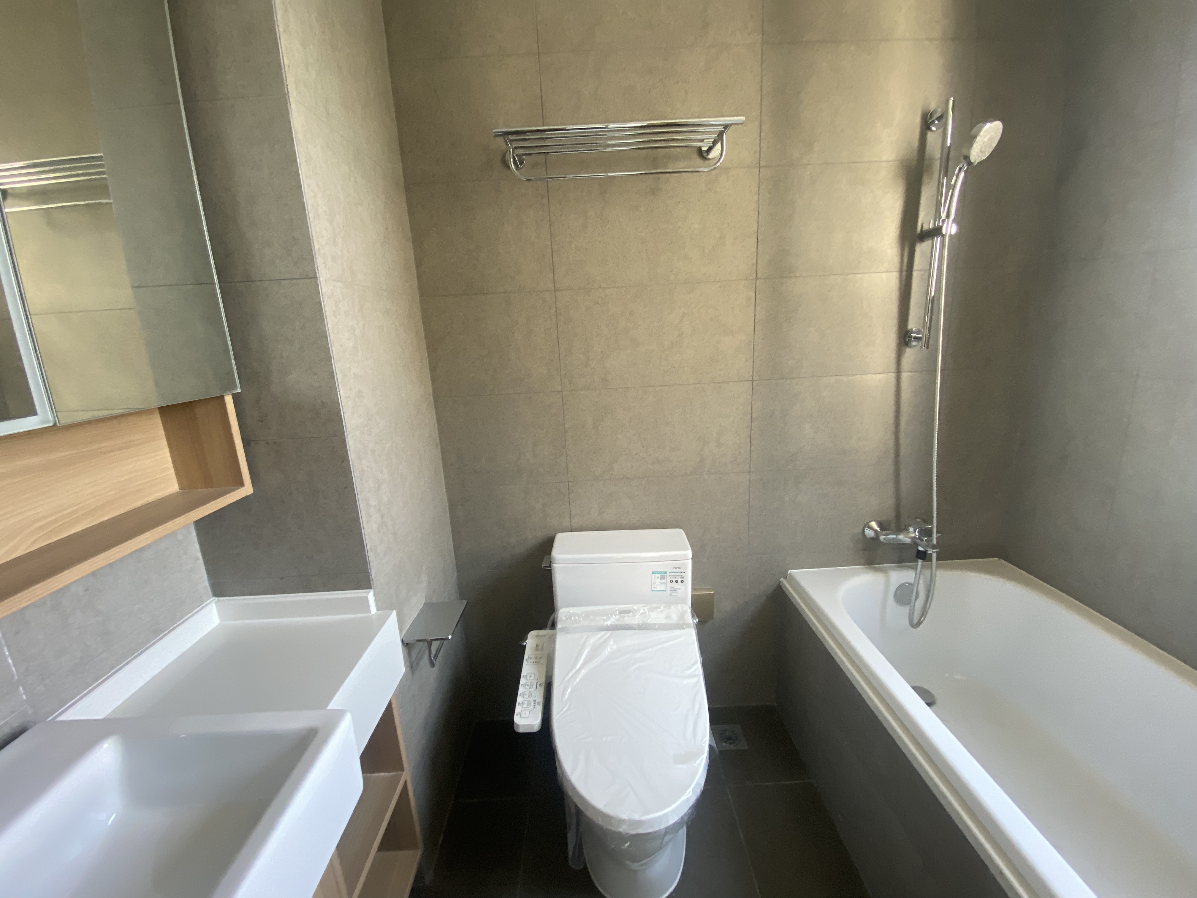 雍华府 4室2厅2卫 136m&sup2;