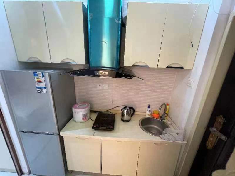 财富商城 1室1厅1卫 30m&sup2;