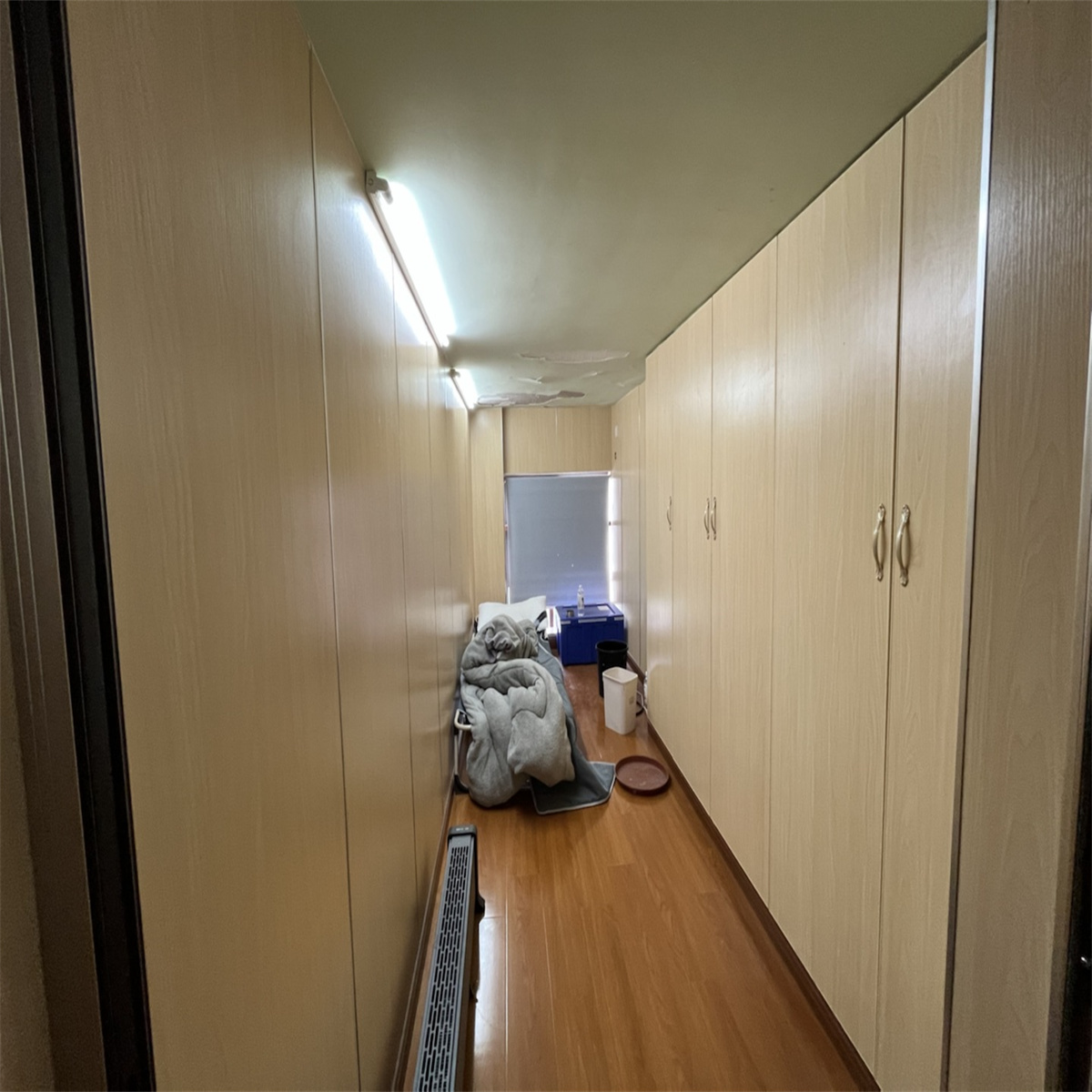 唐人公寓 4室2厅1卫 70m&sup2;