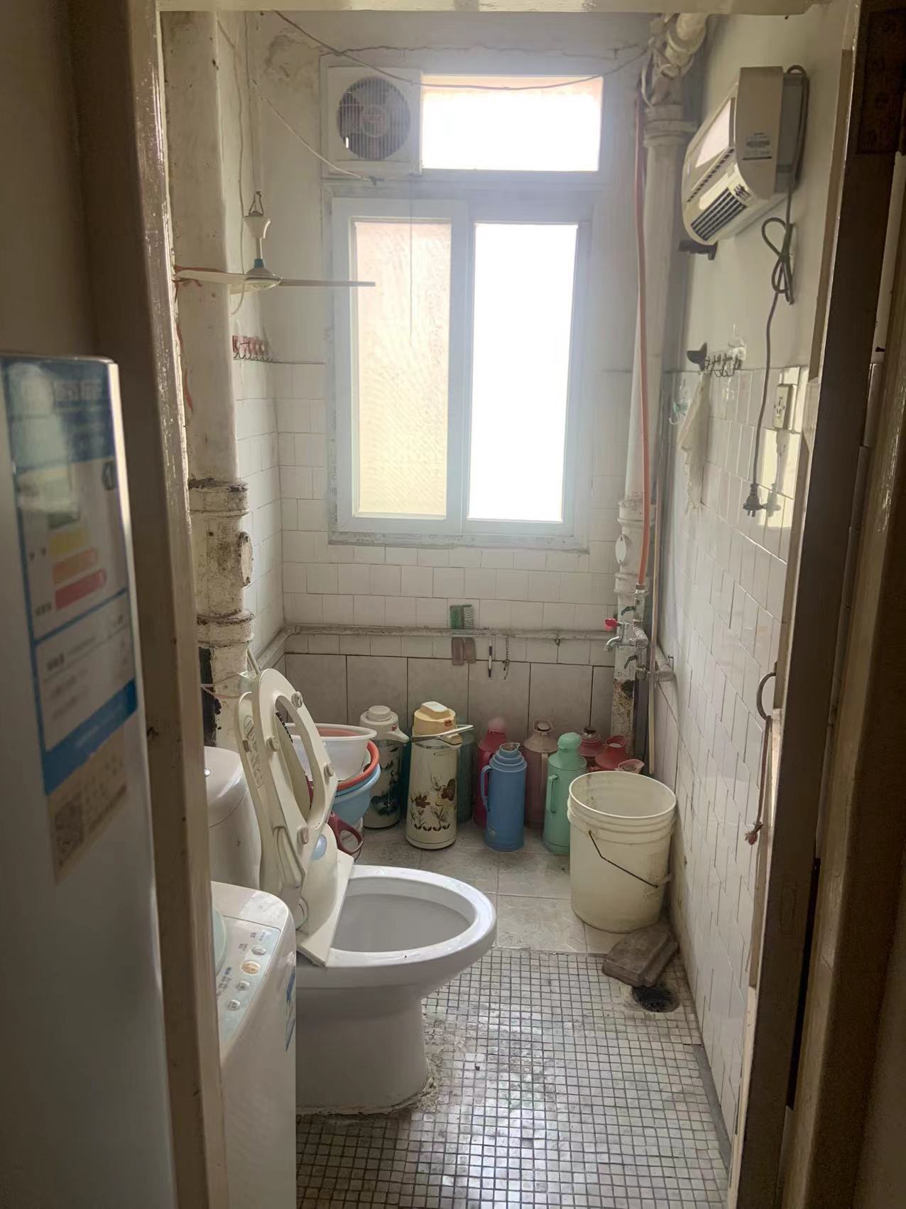 易家桥新村 3室1厅1卫 75m&sup2;