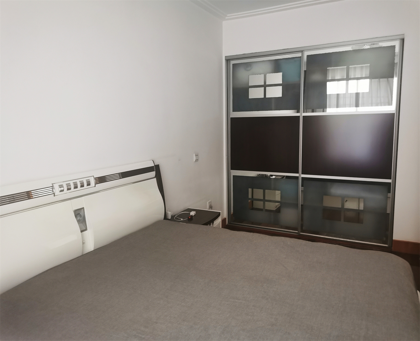 启秀南苑 3室2厅2卫 125m&sup2;