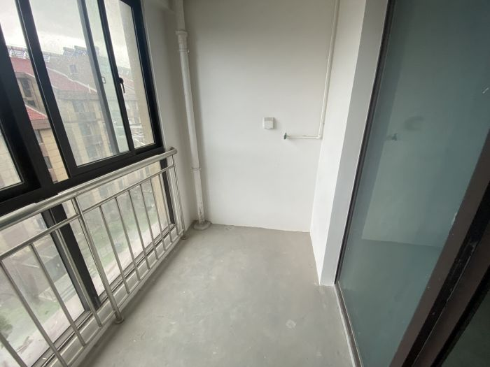 虹东花苑 3室1厅1卫 86m&sup2;
