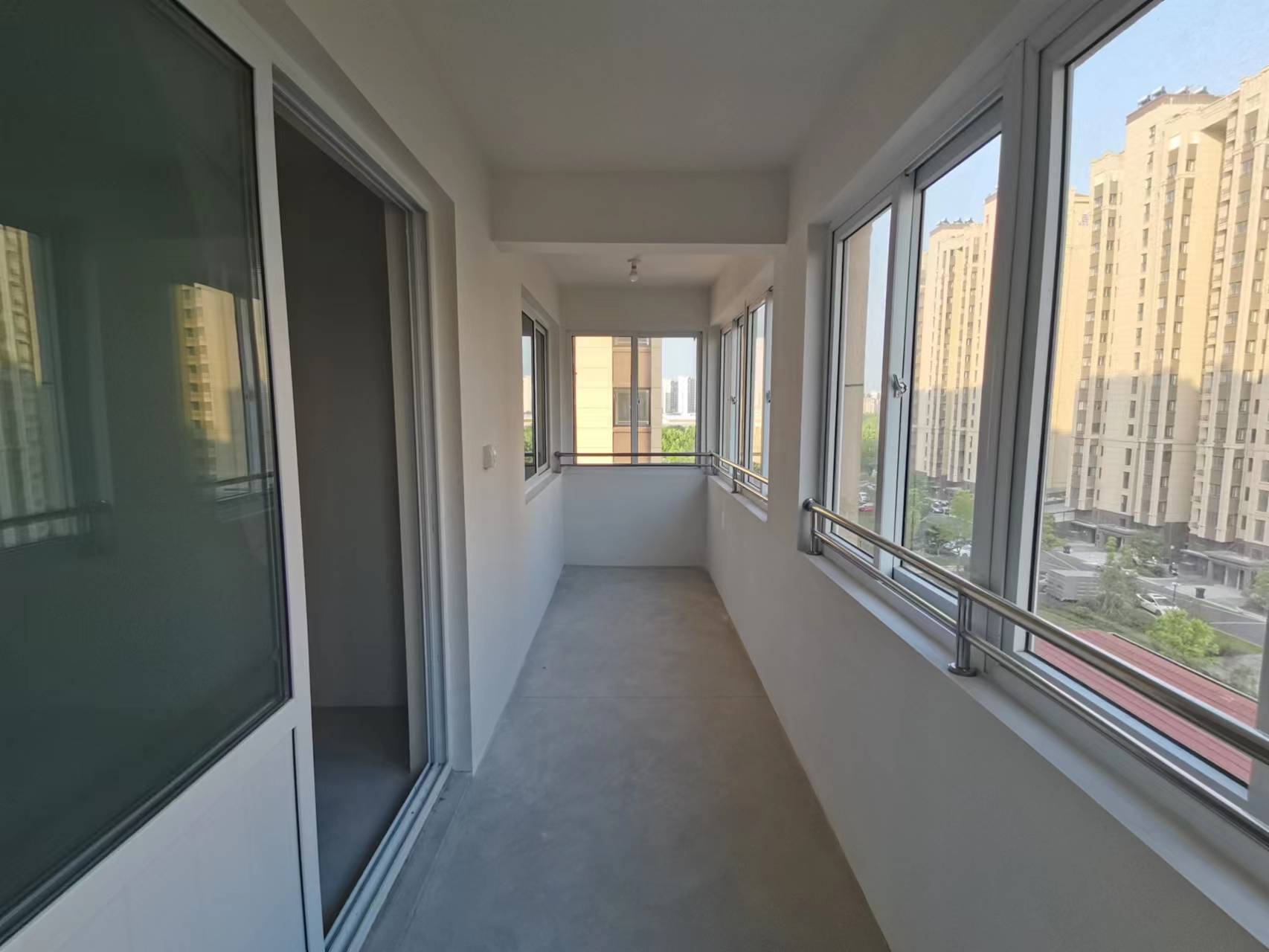 十里花苑 3室2厅1卫 143.00m&sup2;