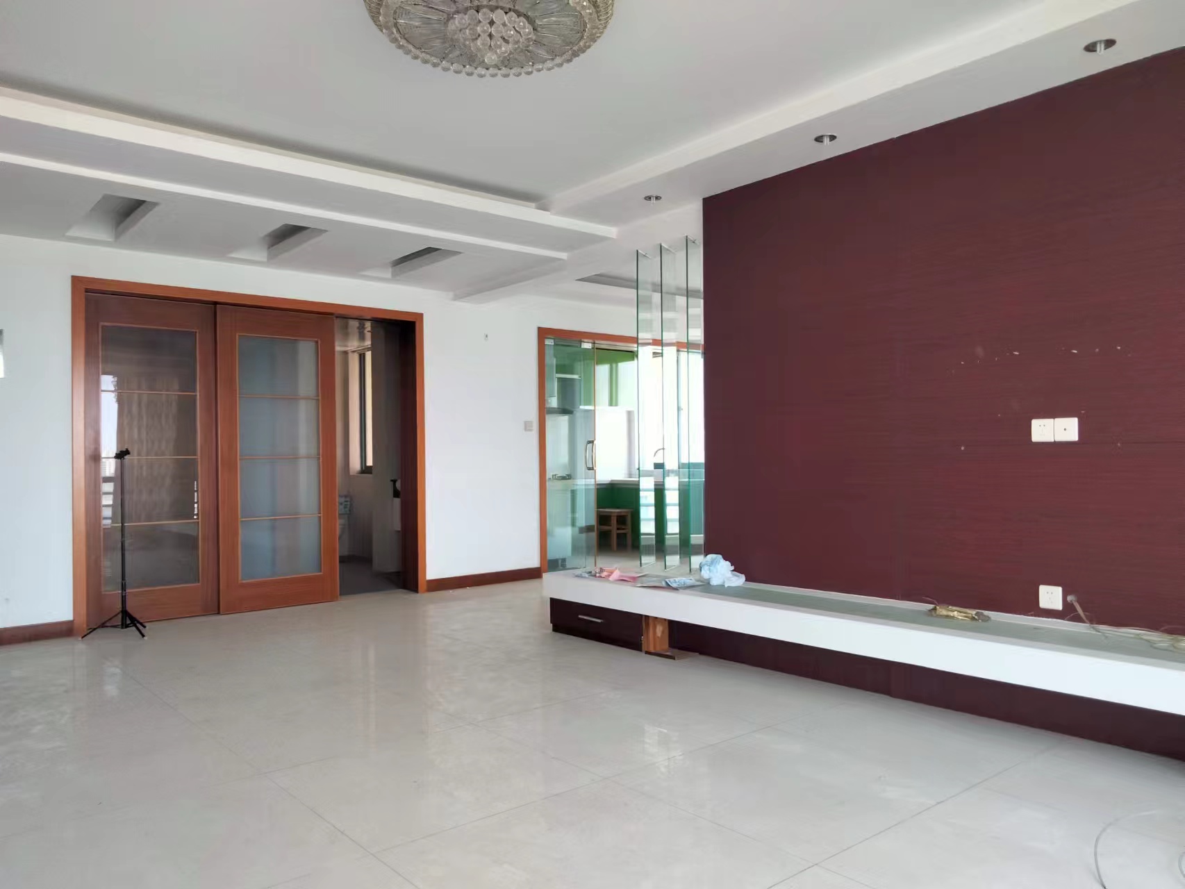 凤凰莱茵苑 4室2厅2卫 163m&sup2;